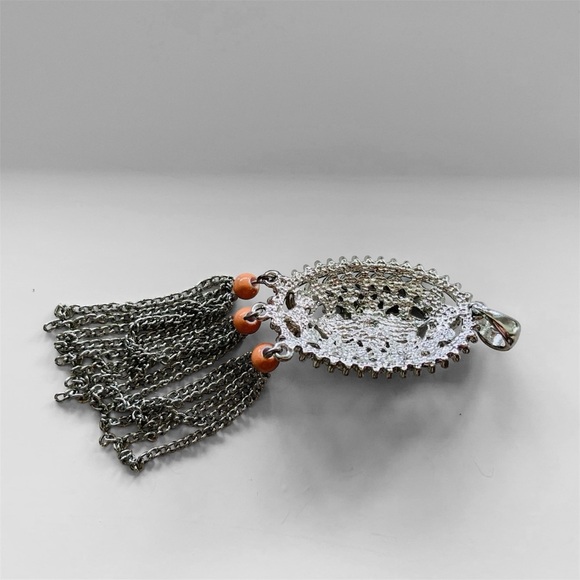 Ornate pendant with tassels - Picture 3 of 6